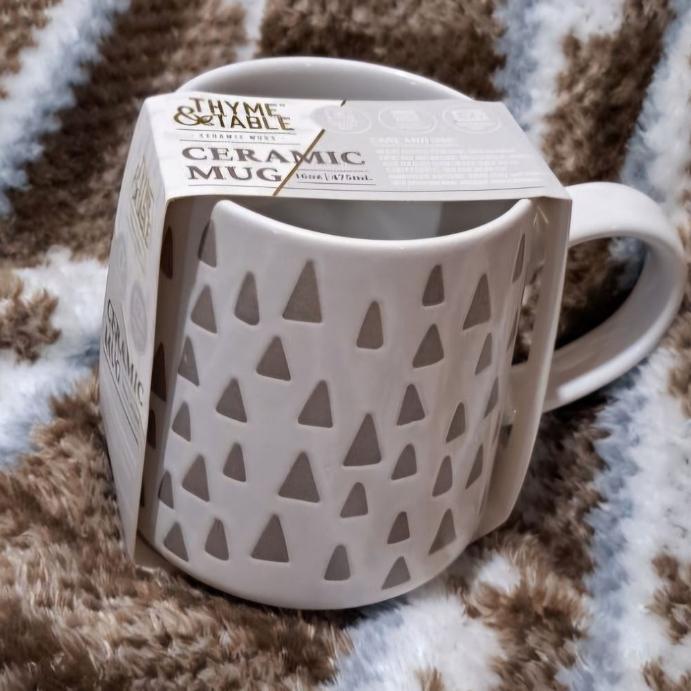 804. NWT Thyme & Table White Ceramic Mug with Triangle Pattern